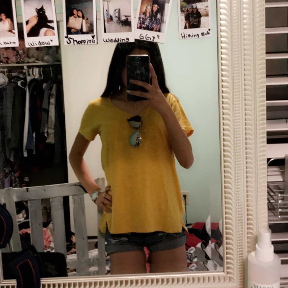 aero mustard yellow top